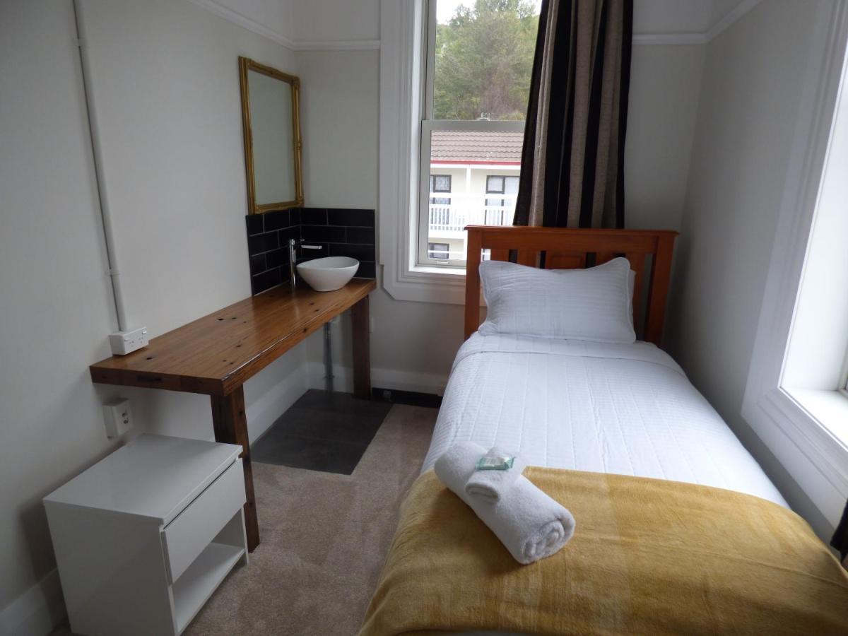 Sahara Guest House Dunedin Extérieur photo