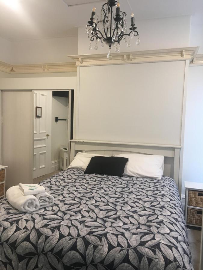 Sahara Guest House Dunedin Extérieur photo