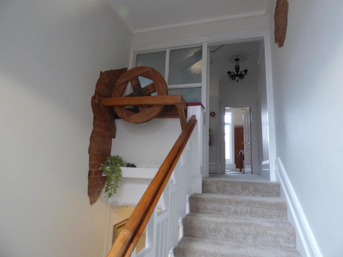 Sahara Guest House Dunedin Extérieur photo